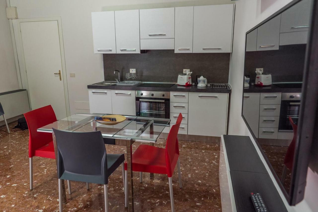 Modern Apartments 帕莱斯特里纳 外观 照片