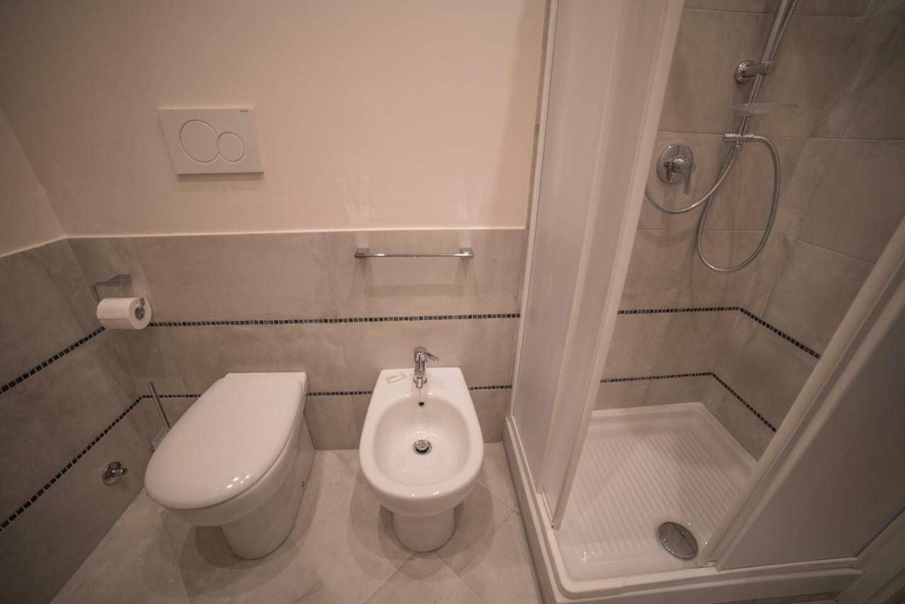 Modern Apartments 帕莱斯特里纳 外观 照片