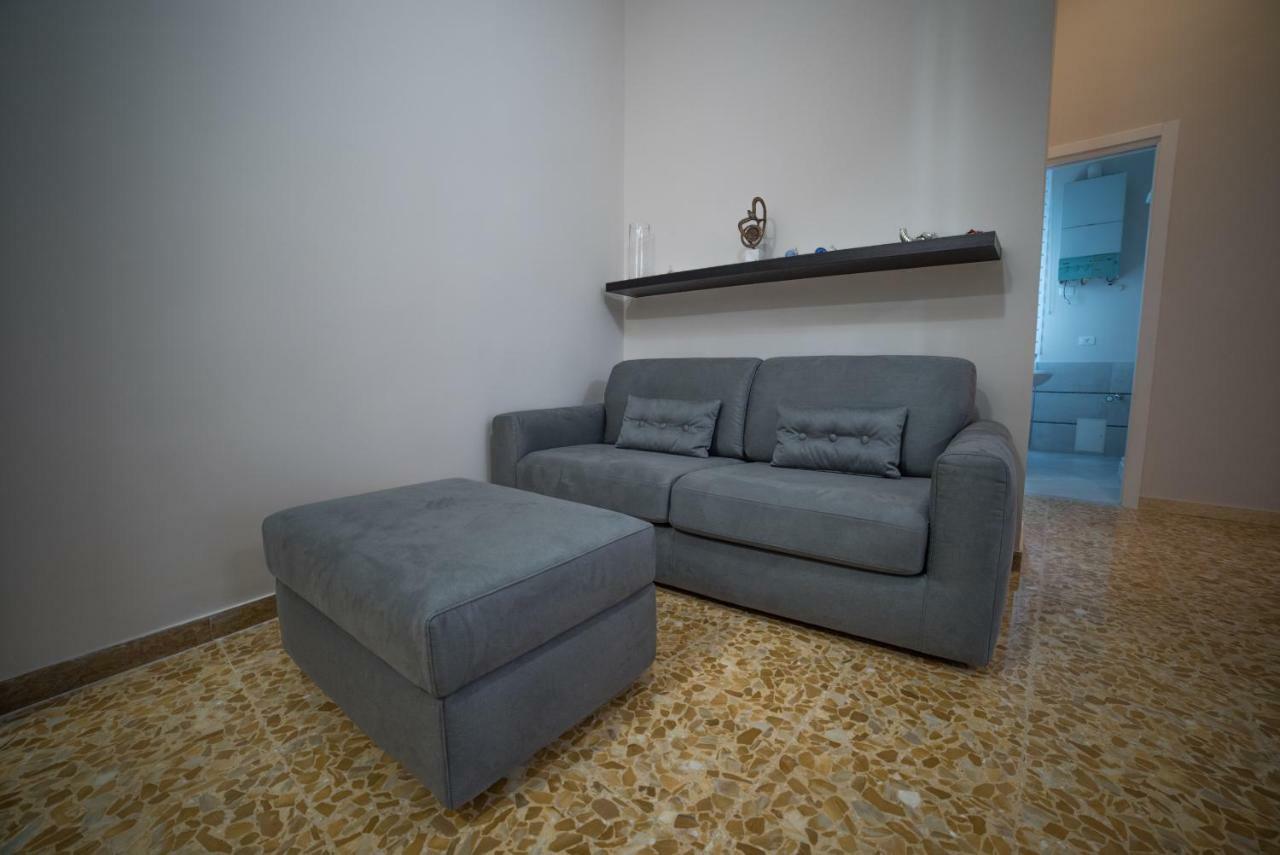 Modern Apartments 帕莱斯特里纳 外观 照片